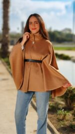 Cape ultra tendance en velours de laine – Image 7